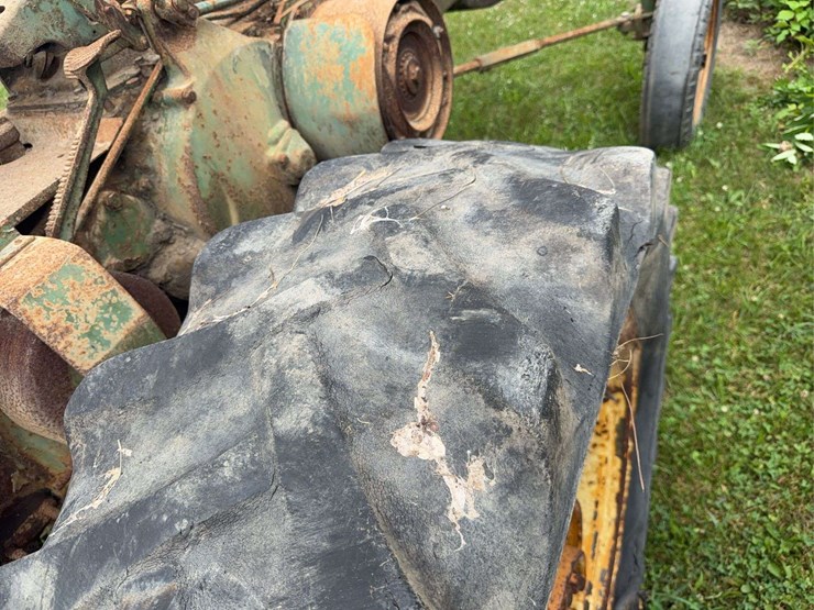 john-deere-730-image-16