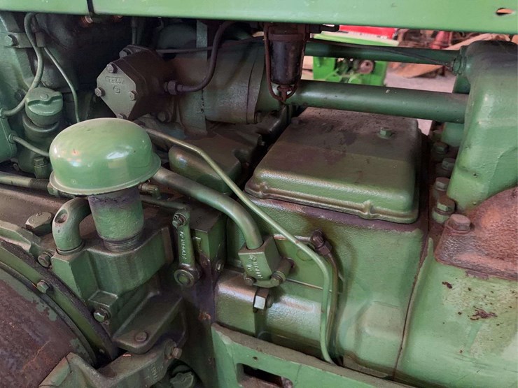 john-deere-70-image-26