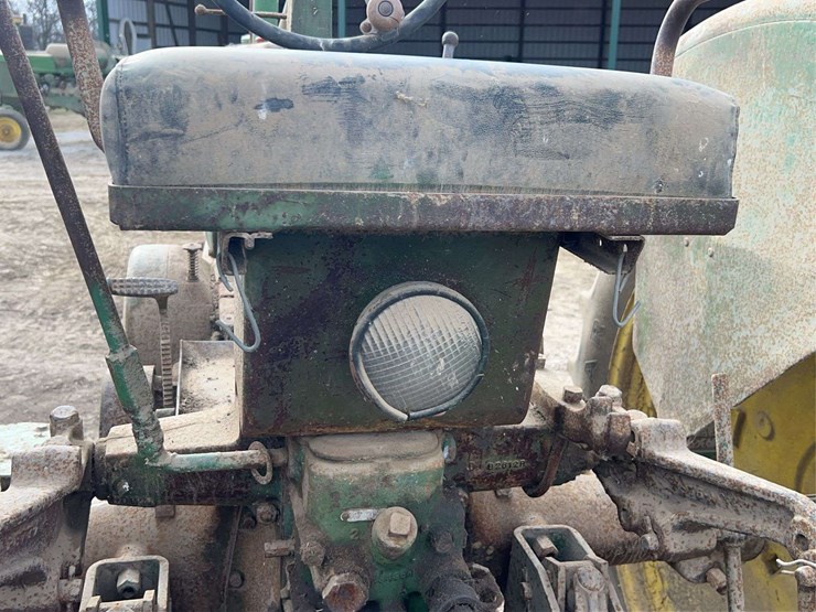 john-deere-model-b-image-39
