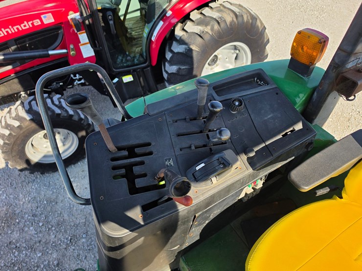 1993-john-deere-6300-image-8