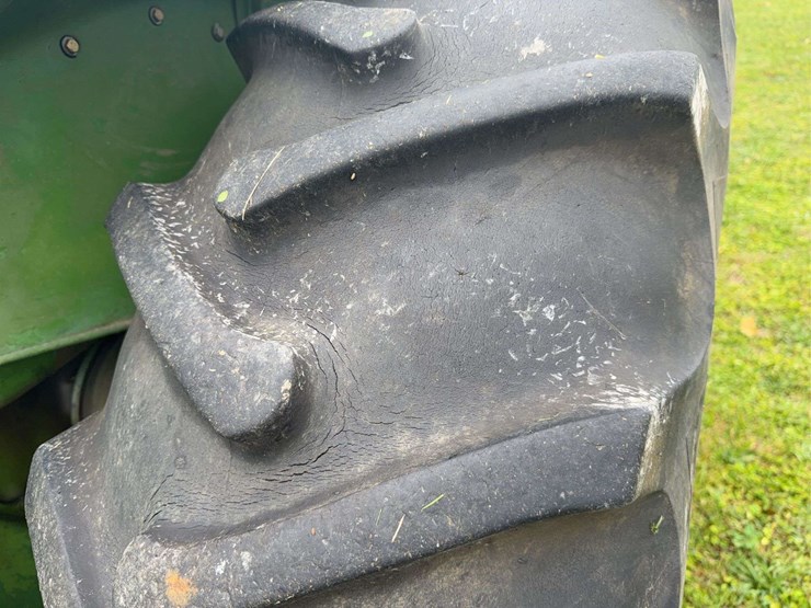 1959-john-deere-830-image-16