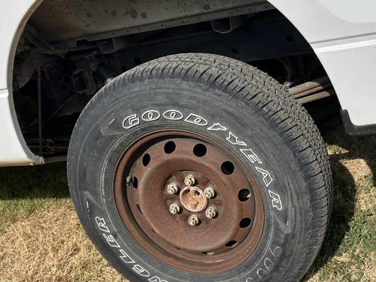 2014-ford-f150-image-16