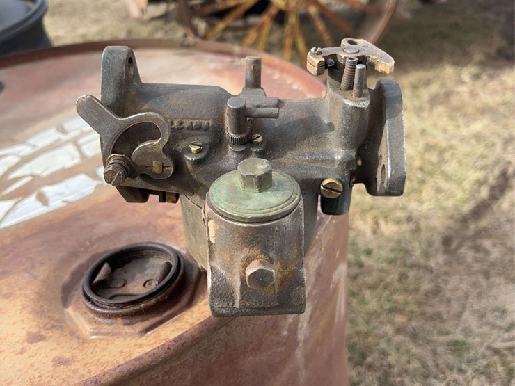 john-deere-10-image-1