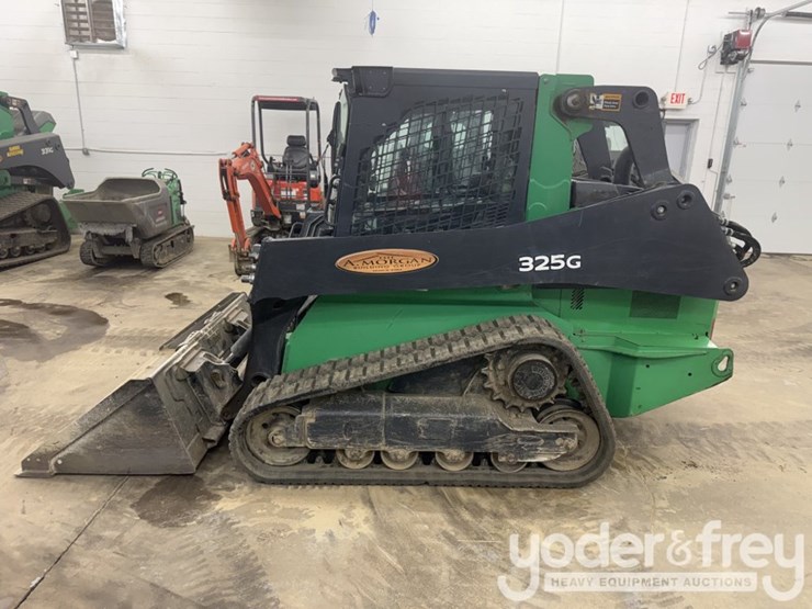 2019-deere-325g-image-2