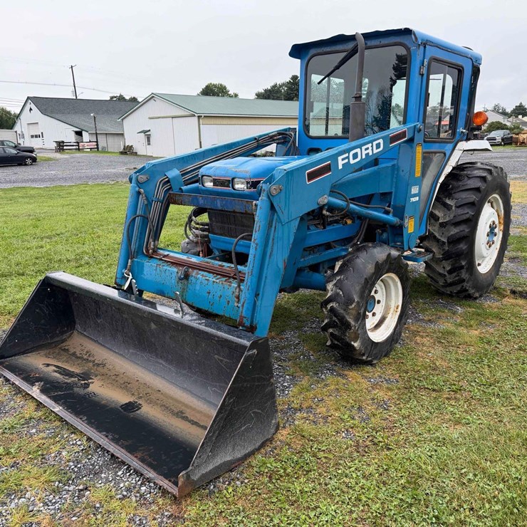 FORD 2120