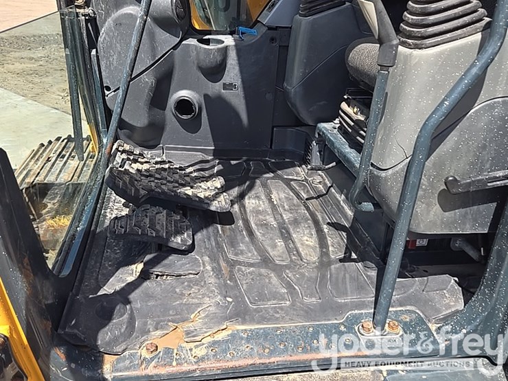 2018-hyundai-hx235-lcr-image-58