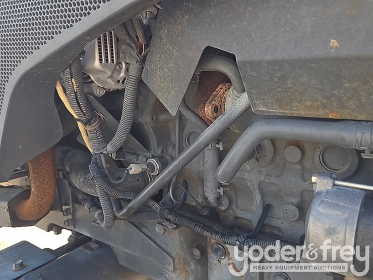 2016-kubota-mx5200d-image-33