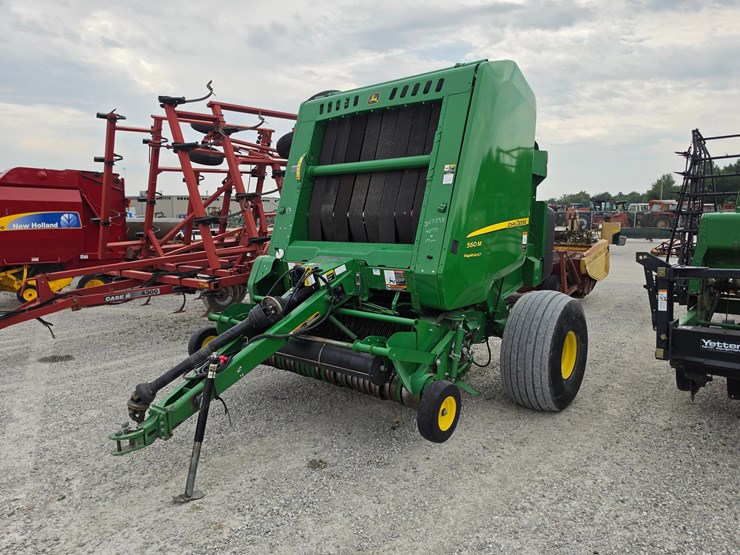 2019-john-deere-560m-image-13