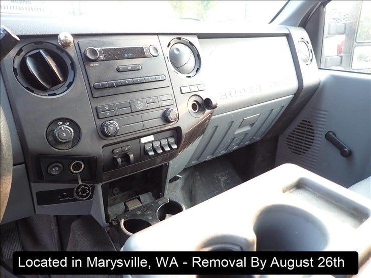 2015-ford-f250-xl-image-18
