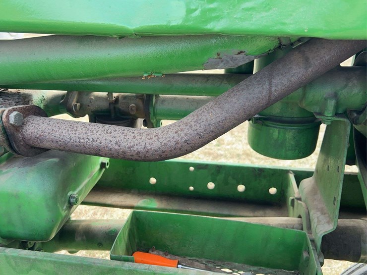 john-deere-model-b-image-21