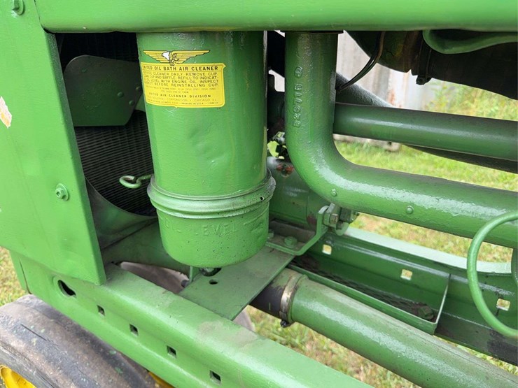 john-deere-model-b-image-42