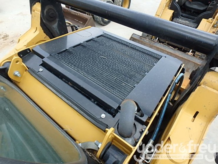 2024-caterpillar-259d3-image-17