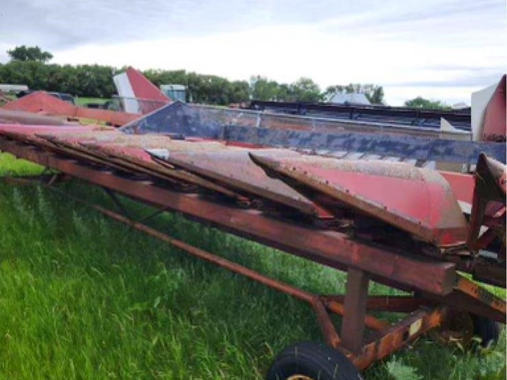case-ih-1063-image-1