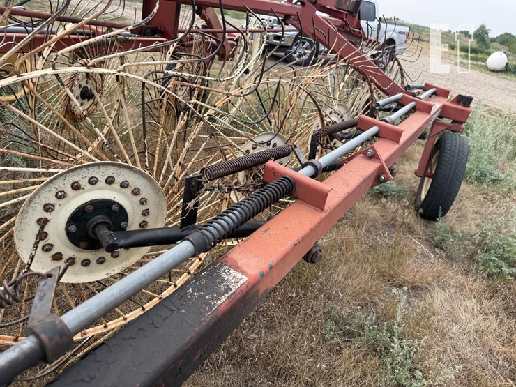 h&s-12wh-v-rake-8518-image-11