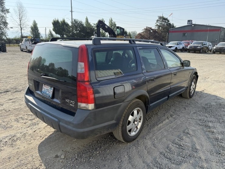 2003-volvo-xc70-image-4