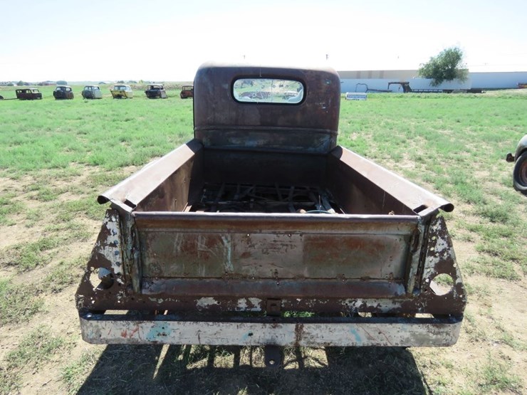 1946-chevrolet-pickup-image-5