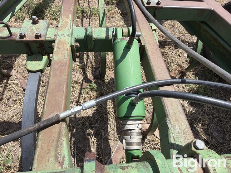john-deere-1610-image-13