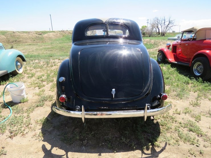 beautiful-1937-ford-coupe-image-6