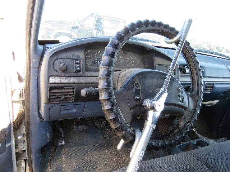 1995-ford-f350-xlt-image-16