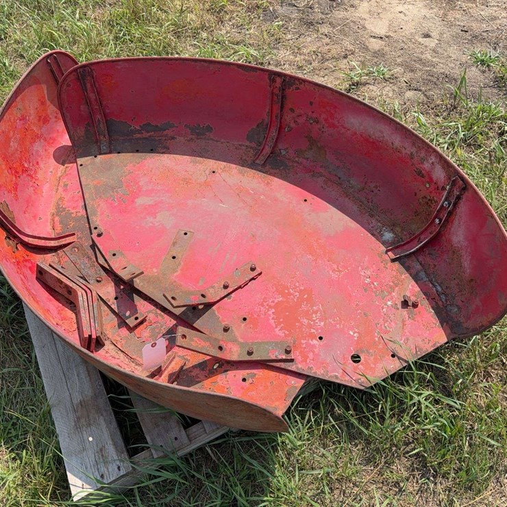 Farmall Wheatland Fenders