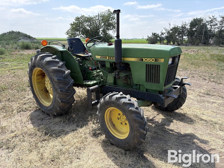 1984-john-deere-1050-image-3