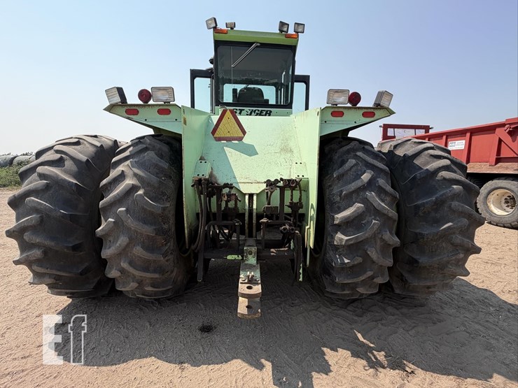 steiger-bearcat-iii-st225-image-6