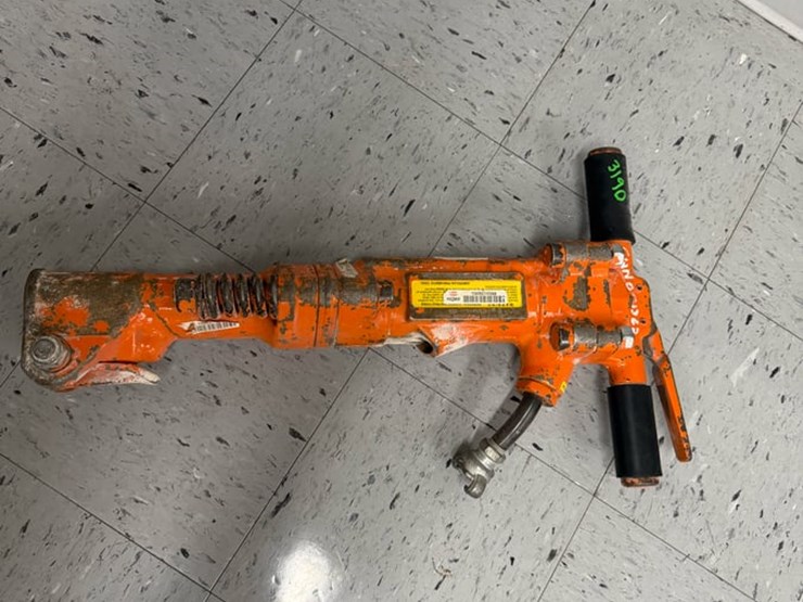 amer-pneum-117-air-hammer-breaker-30lb-image-2