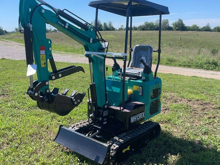 mh13rx-mini-excavator-image-1