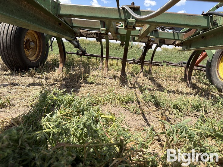 john-deere-1610-image-16
