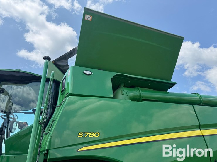 2023-john-deere-s780-image-18