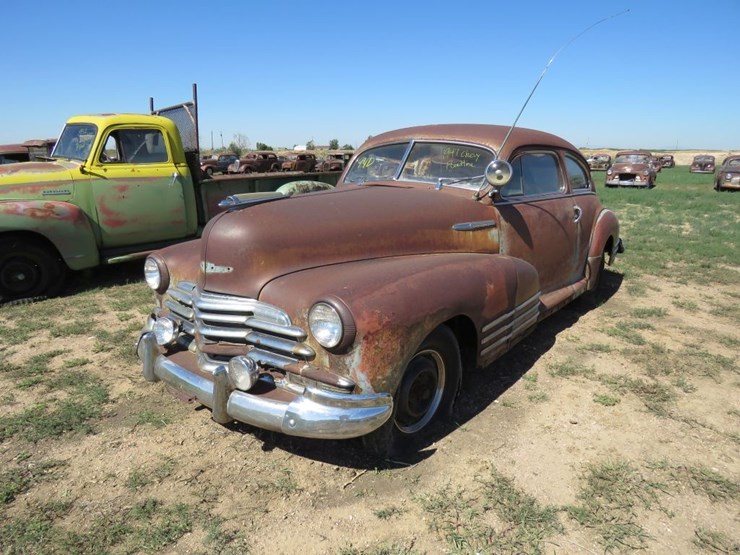 1947-chevrolet-fleetline-2dr-sedan-image-3