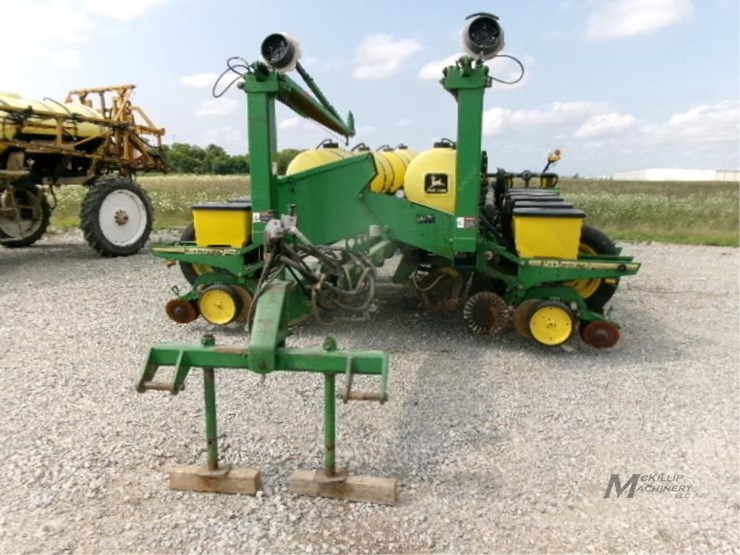 1995-john-deere-7200-image-2