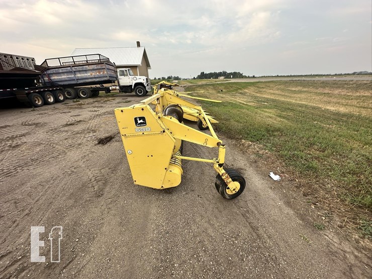 john-deere-630-image-11