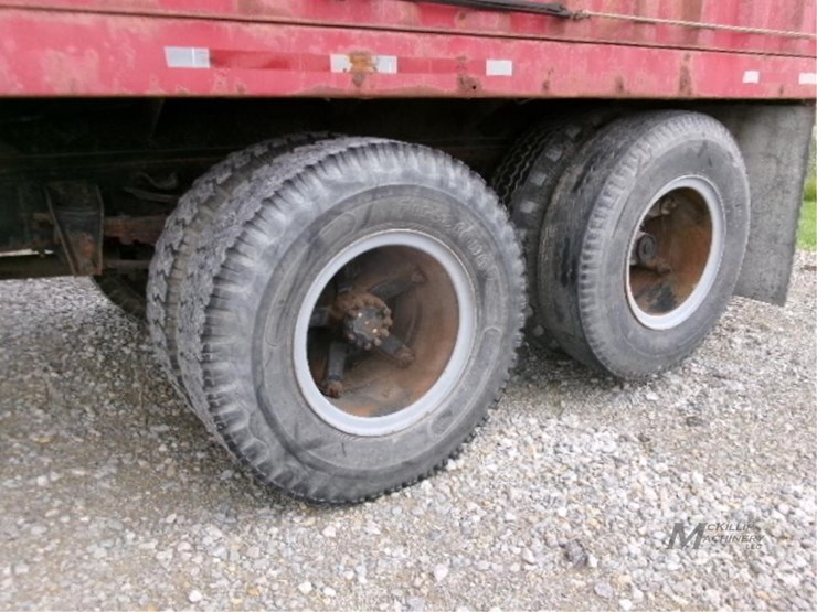 1981-caterpillar-3208-image-6