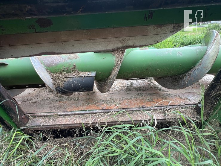 john-deere-844-image-3