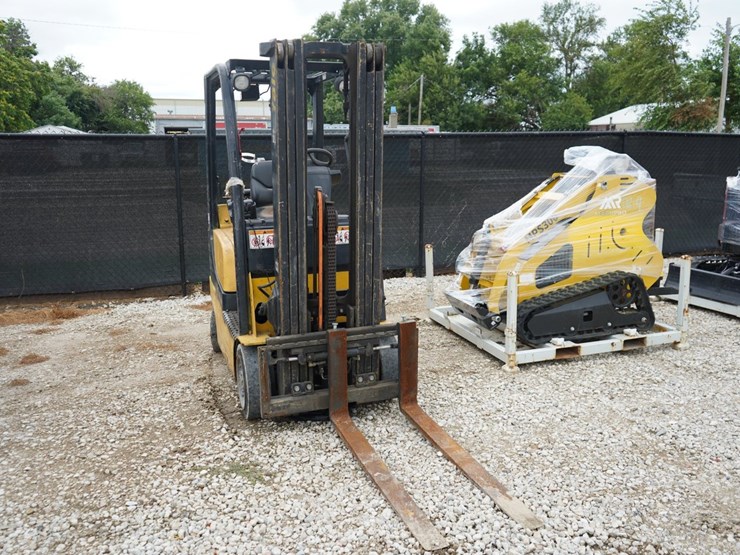 inoperable---yale-gc030vx-forklift-image-2