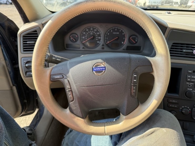 2003-volvo-xc70-image-25
