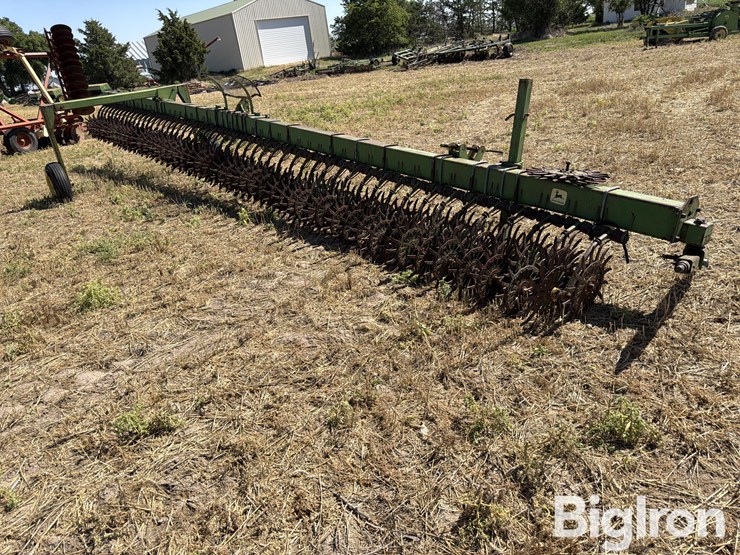 john-deere-400-image-5