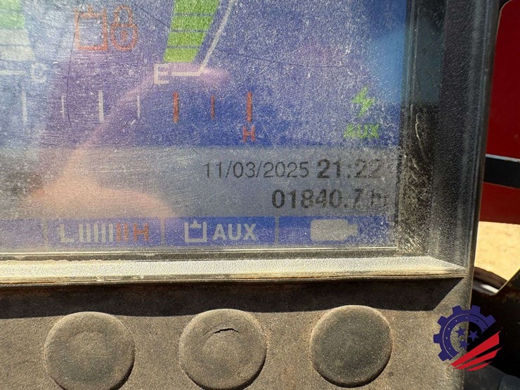 takeuchi-tl10v2-image-26