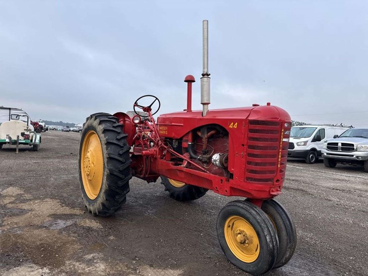massey-harris-44-image-5