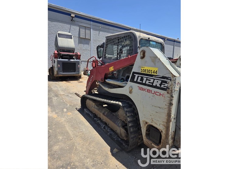 2018-takeuchi-tl12r2-image-2