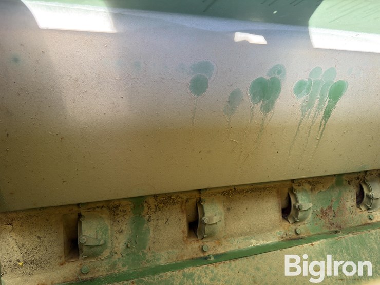 john-deere-8300-image-16