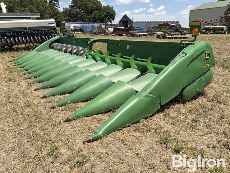 2019-john-deere-712c-image-1