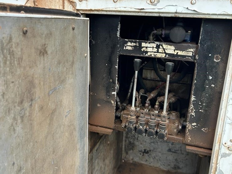 2003-international-durastar-4300-image-48