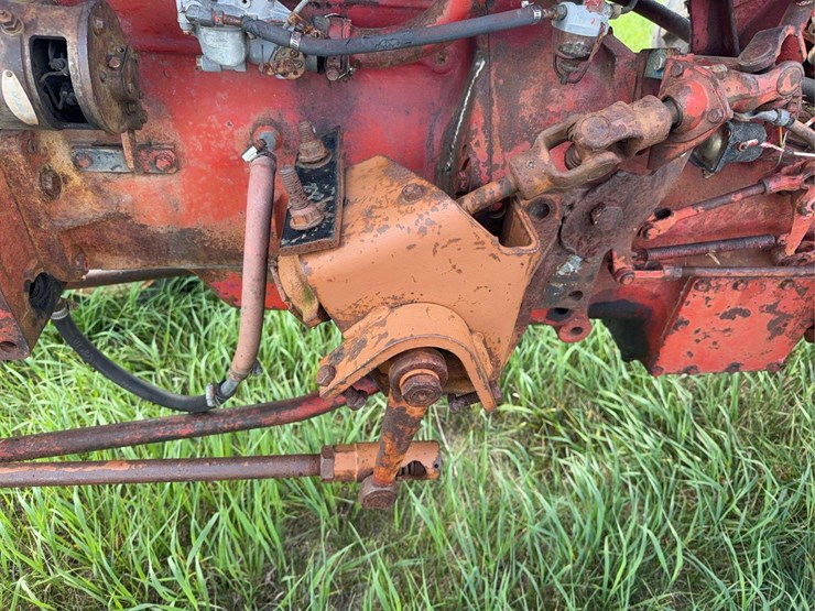 farmall-340-row-crop-image-48