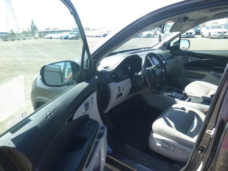 2018-honda-pilot-image-6