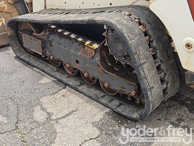 2022-bobcat-t595-image-15