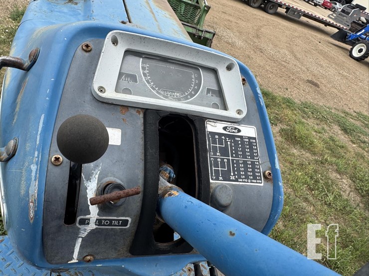 ford-5000-image-16