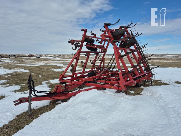 case-ih-4800-image-2