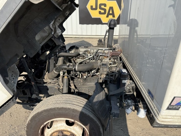 2007-gmc-w5500hd-image-14